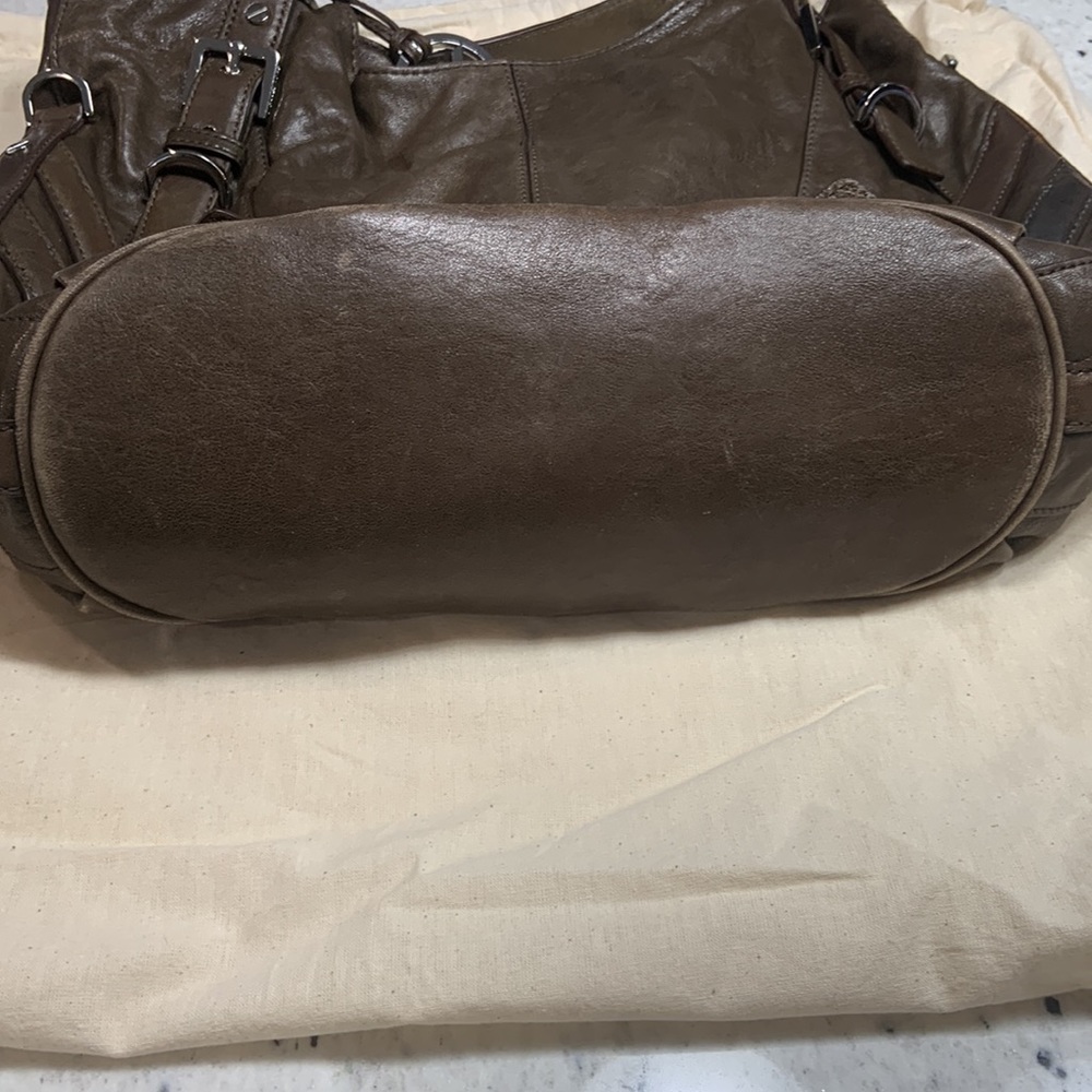 Authentic vintage Michael Kors olive green leather bag - Picture 7 of 9